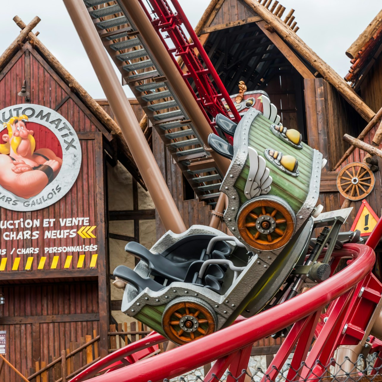 Parc Astérix Return Shuttle from Paris visitor view