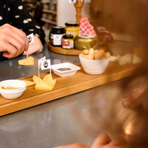 Amsterdam: Dutch Cheese Tasting at Henri Willig — gallery 2