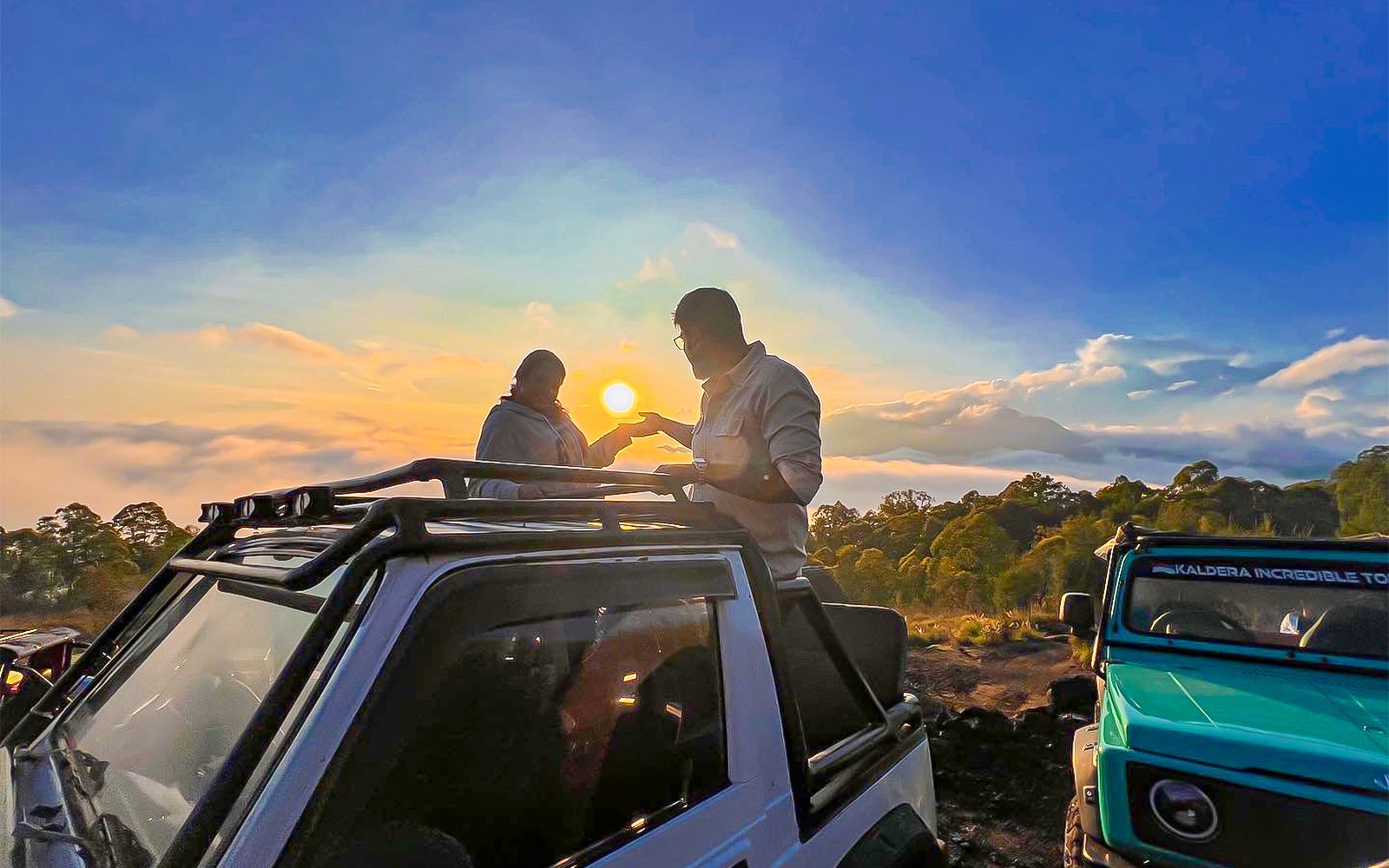Mount Batur Sunrise Guided Jeep Tour with Black Lava Exploration, Breakfast & Hotel Transfers — gallery 1