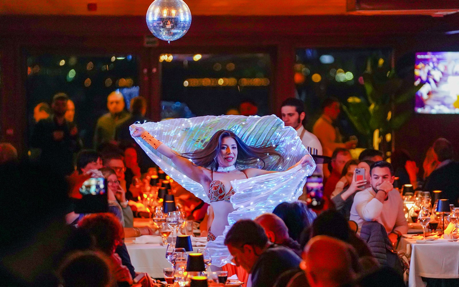 Bosphorus 4-Course Dinner Cruise with Live Show & Private Table
