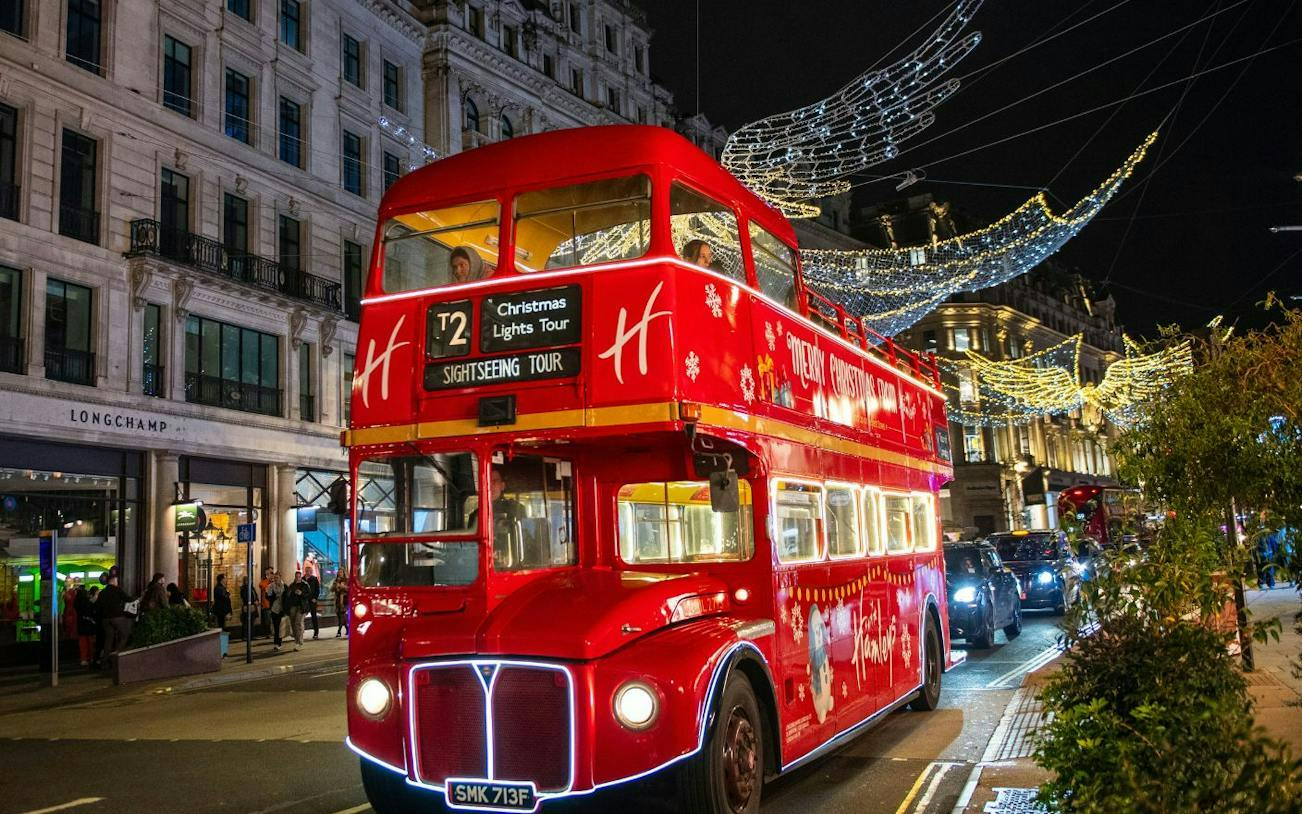 London Christmas Lights Vintage Bus Tour - venue or experience setting