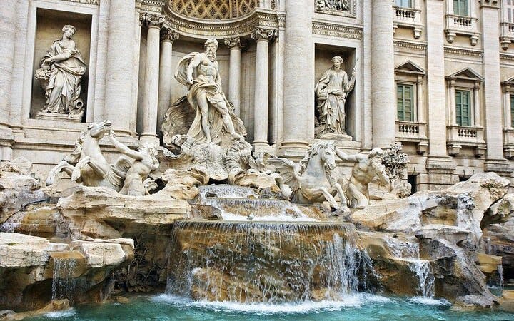 Trevi Fountain Guided Tour with Exclusive Access