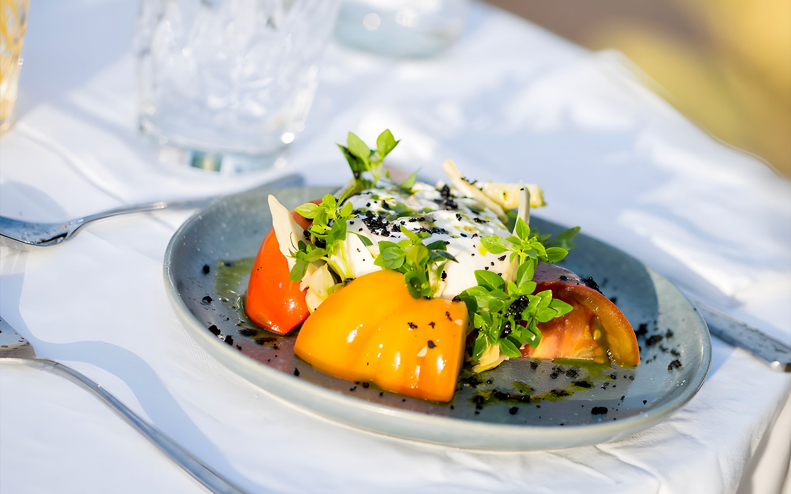 Le Diamant Bleu Gourmet Meal with Seine River Cruise — gallery 2