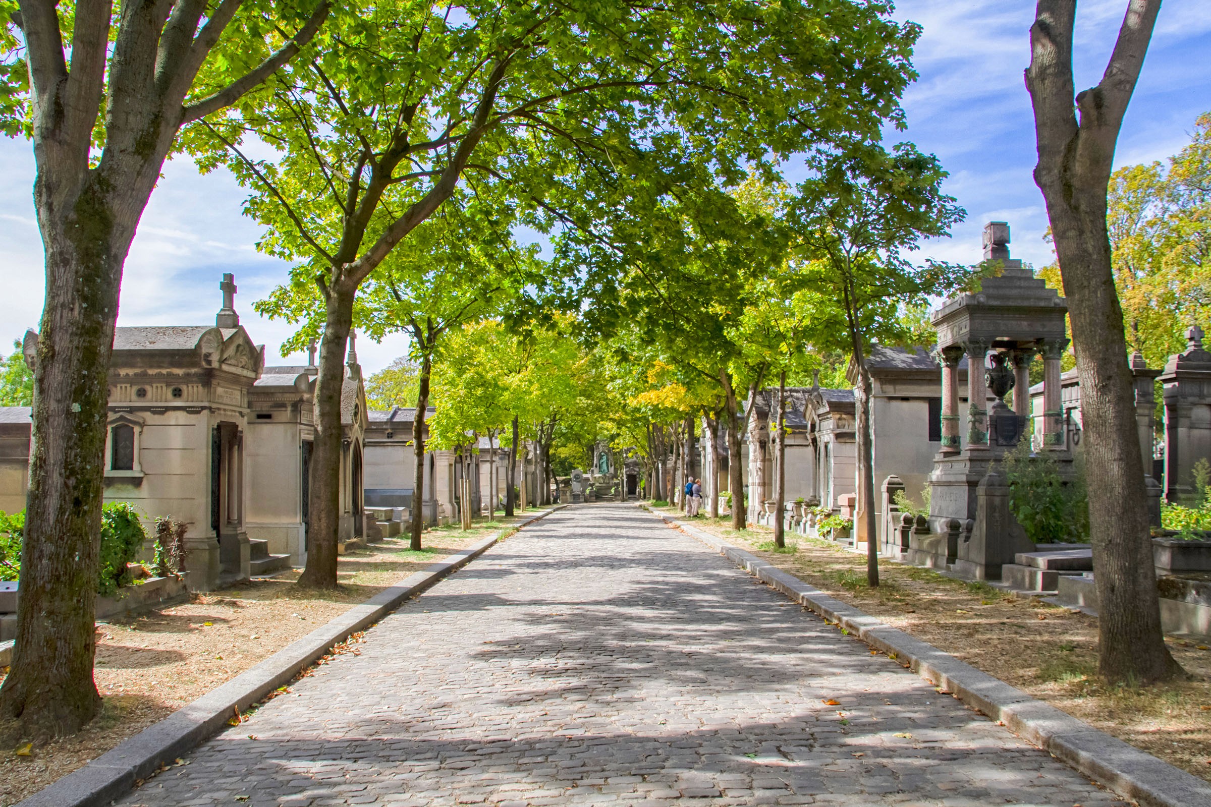 Père Lachaise Cemetery Famous Graves Private Guided Tour