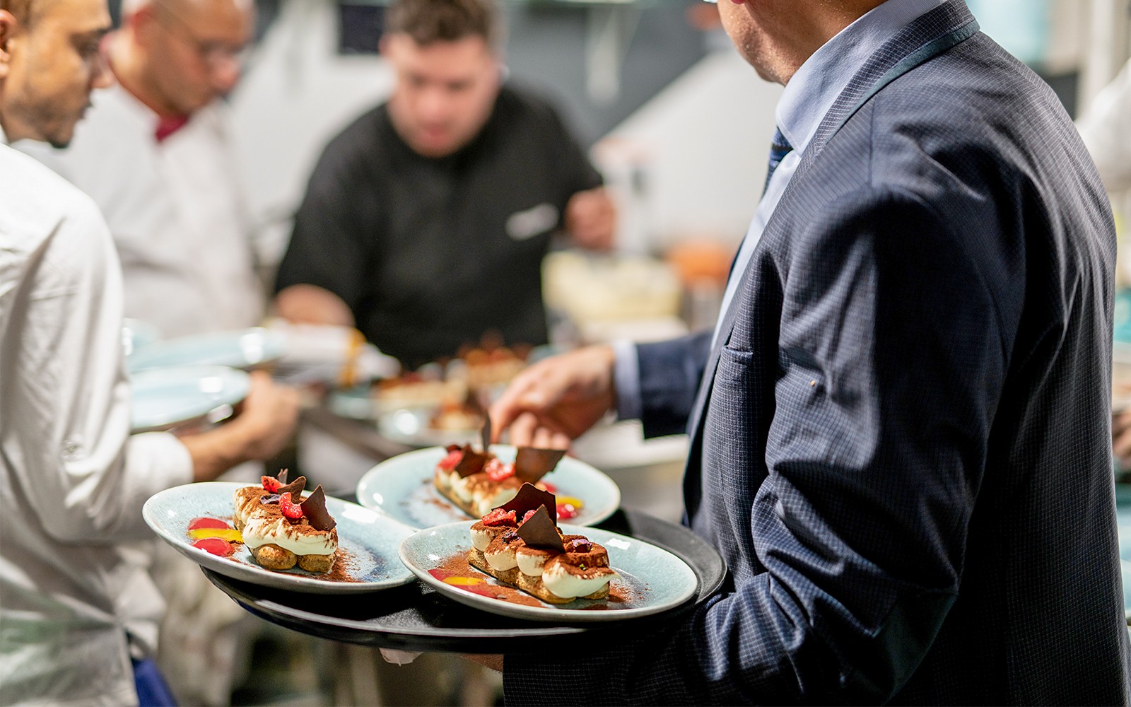 Théo Boat Seine River Dinner Cruise with Italian Menu — gallery 5