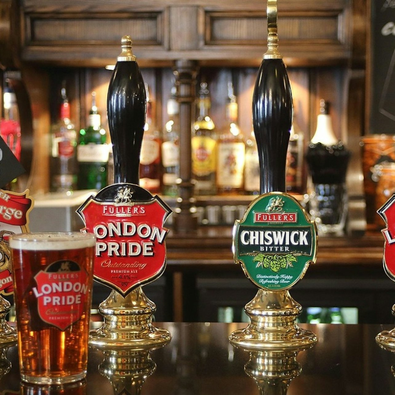 London: Historic Pub Walking Tour