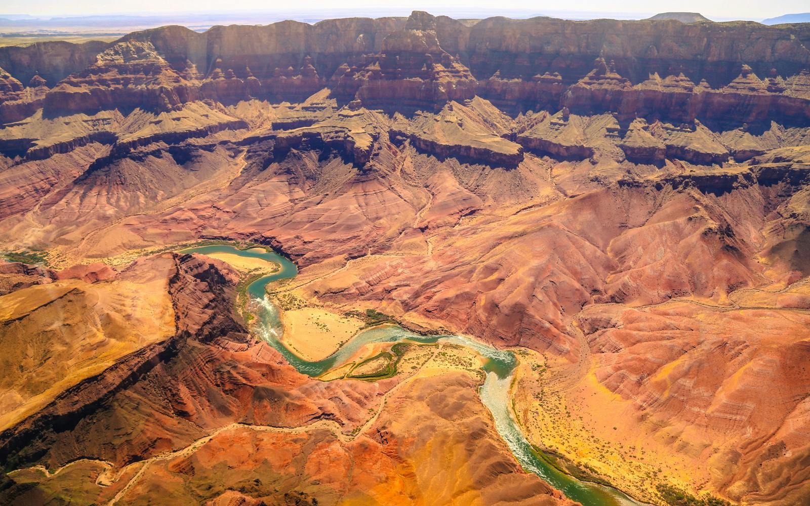 Grand Canyon Airplane & Hummer Tour from Las Vegas — gallery view 4