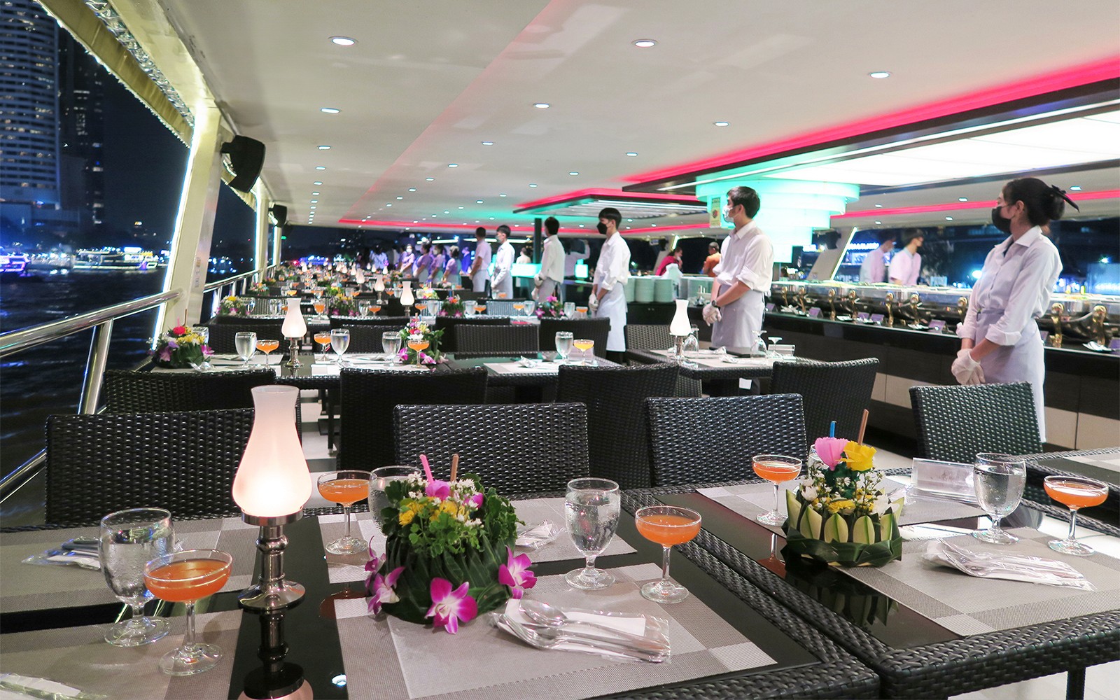 Chao Phraya Princess Cruise with Buffet Dinner & Live Music — gallery 2