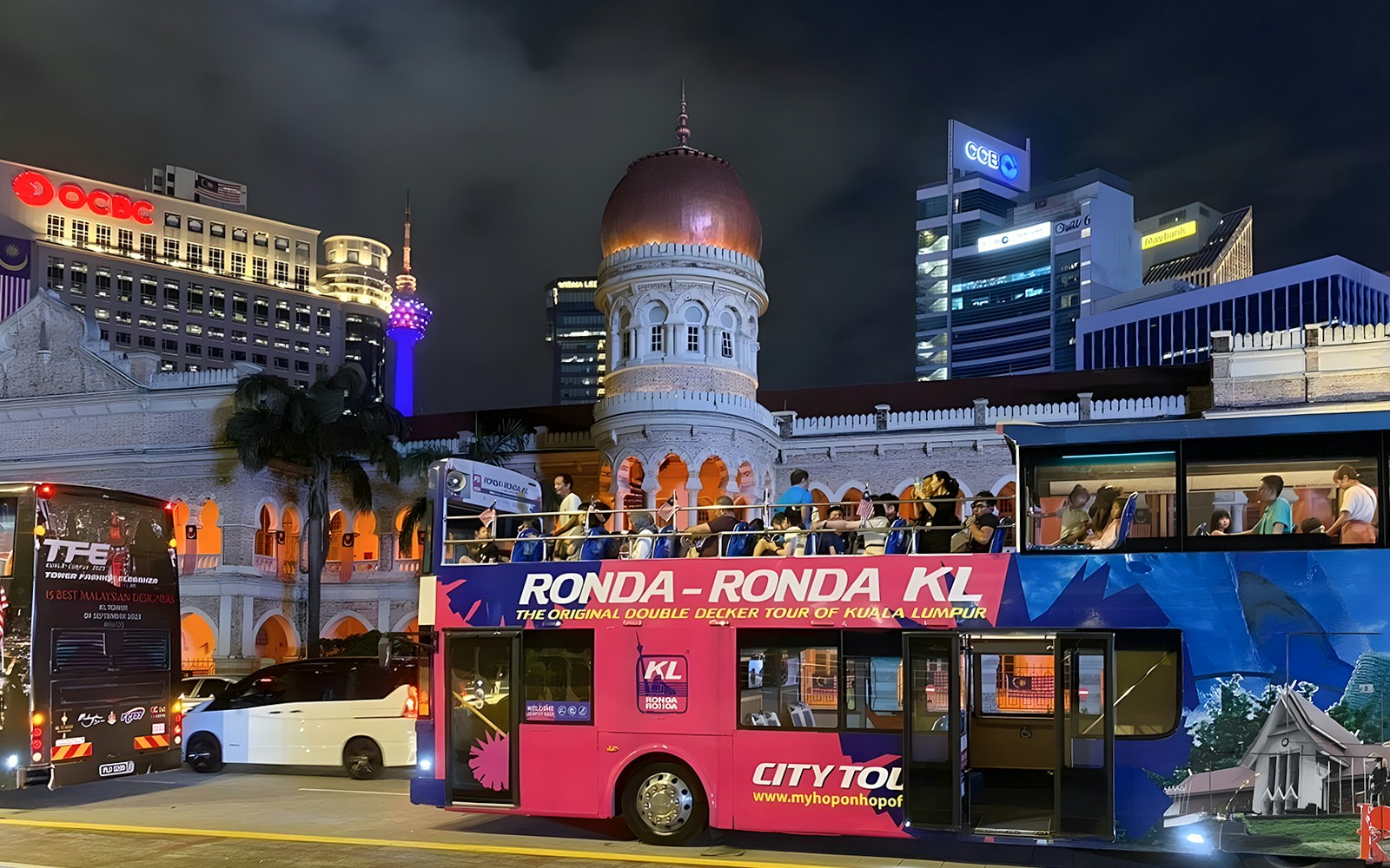 Kuala Lumpur Night Bus Tour — main image