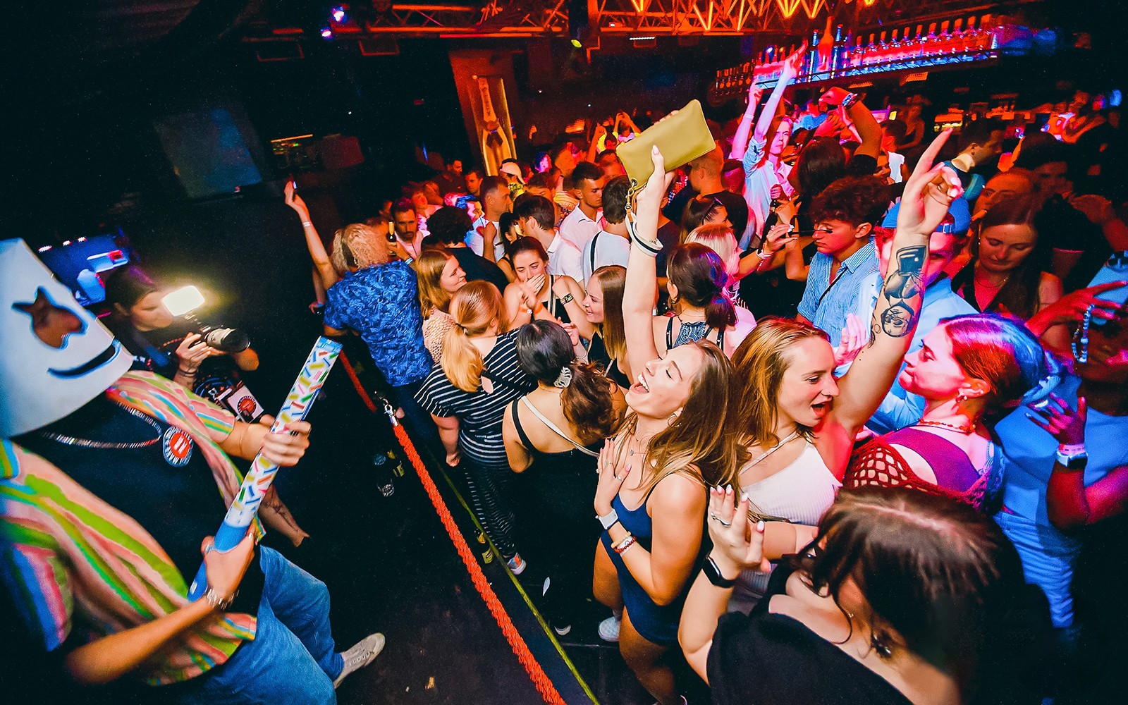Prague Boat Party with Unlimited Drinks and After-Party Entry