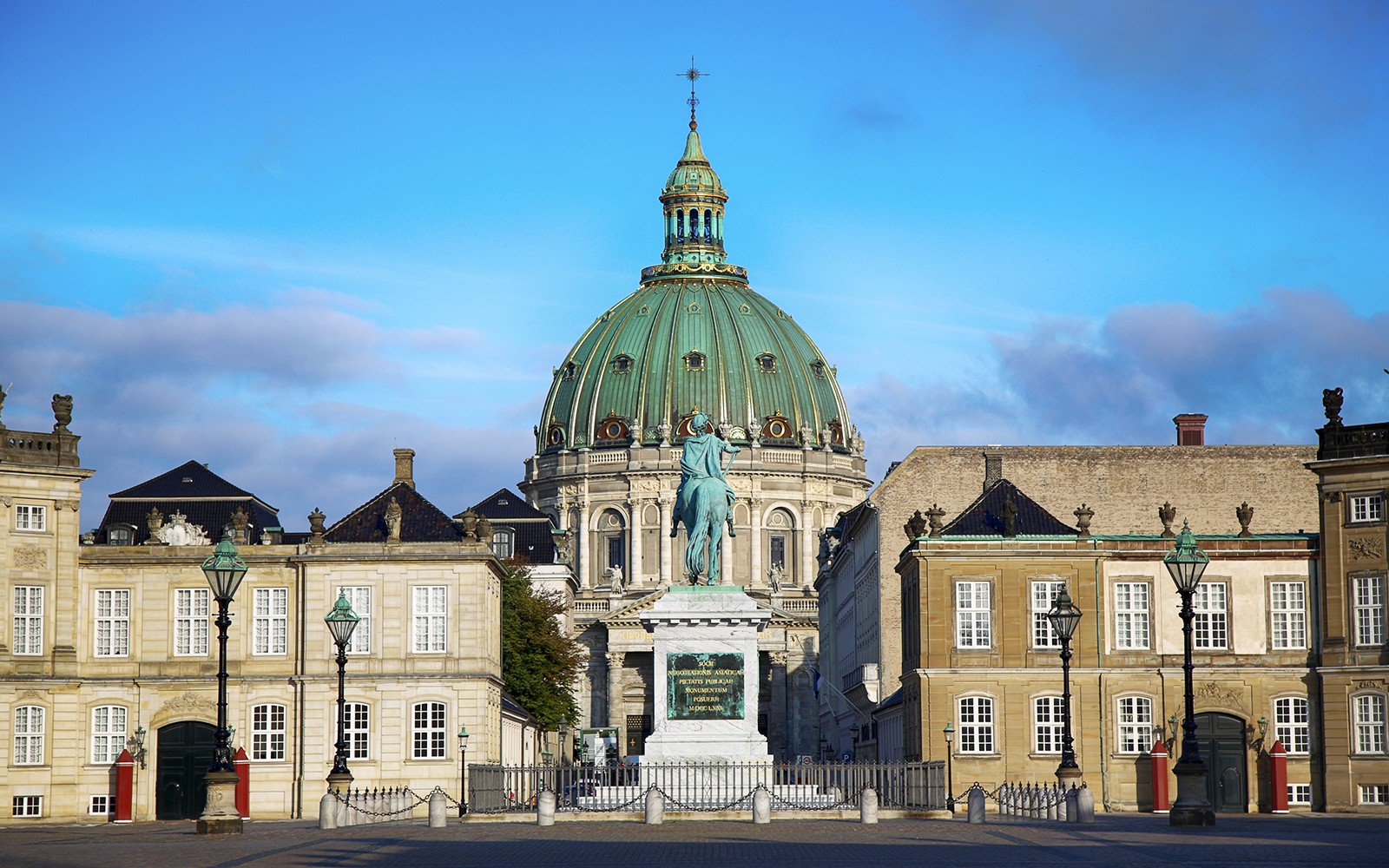 Tickets to Mystery Hunt by Amalienborg Palace — gallery 1