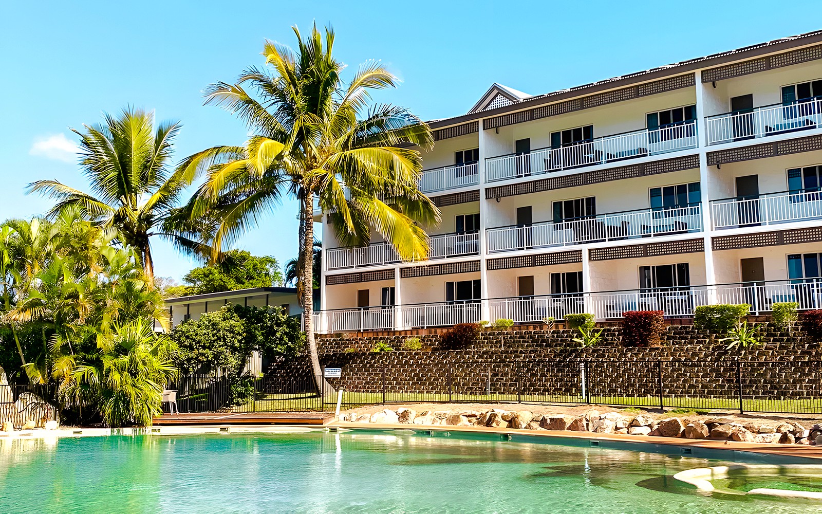 From Hervey Bay: K'gari (Fraser Island) 2-Day Guided Coach Tour — gallery 2