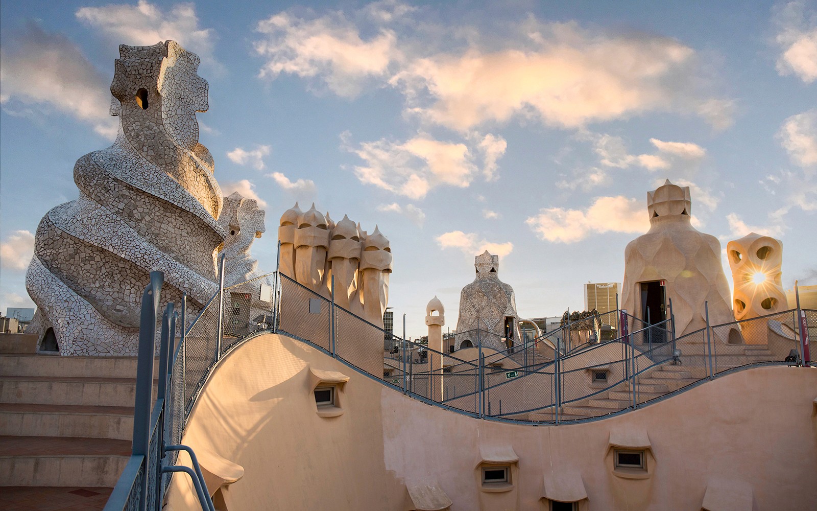 La Pedrera-Casa Milà Guided Sunrise Tour