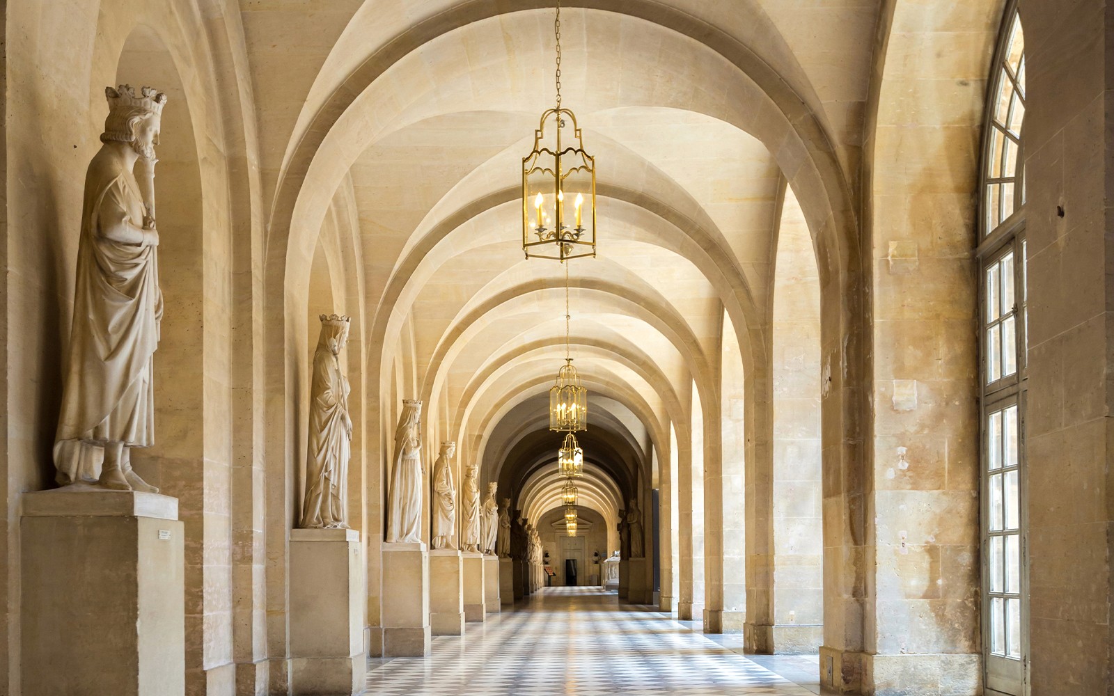 Round Trip: Paris to Versailles &  Palace of Versailles Entry Ticket — gallery 4