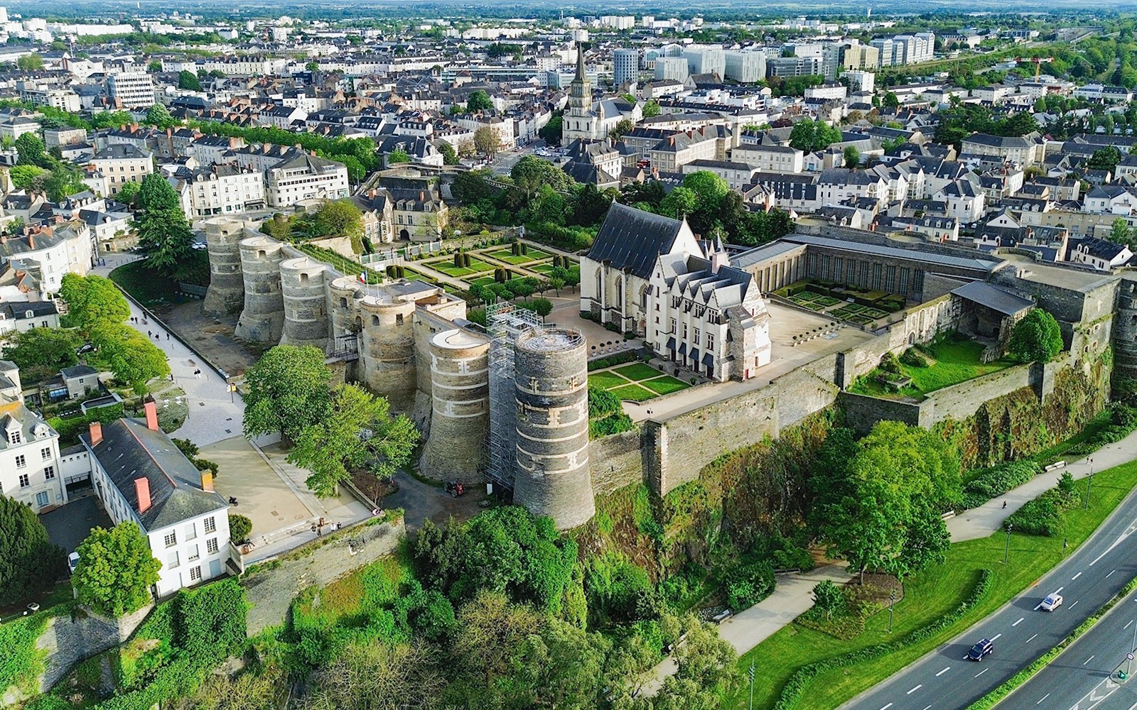 Angers Castle & Gardens Tickets