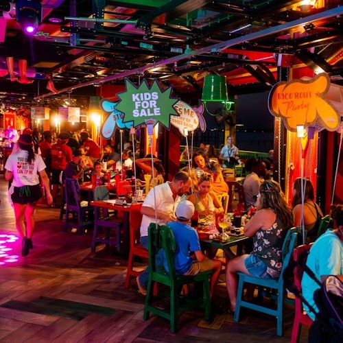 Señor Frog's Los Cabos: Frog's Pass — gallery 2