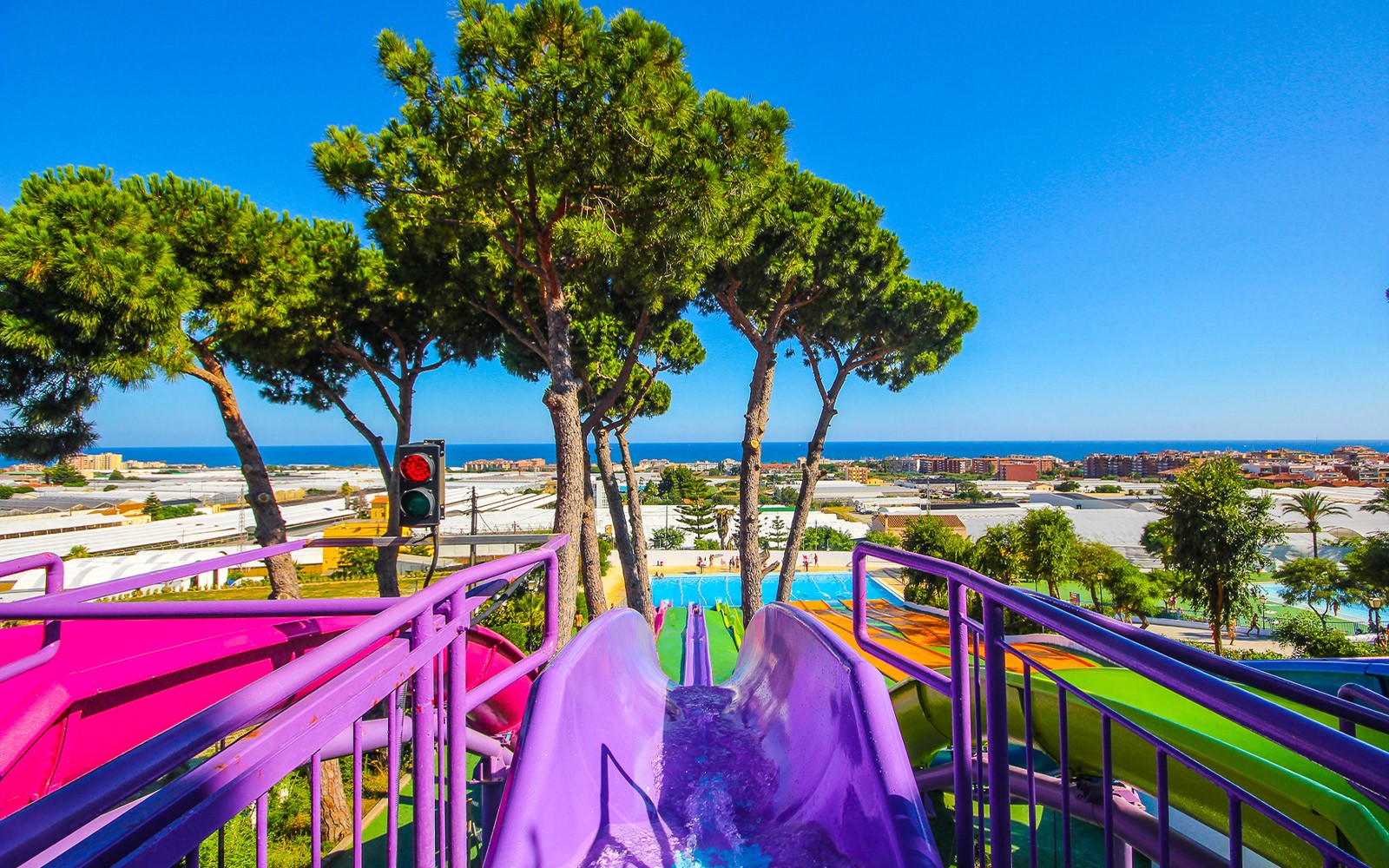 Skip-the-Line Tickets to Illa Fantasia Water Park — gallery 4