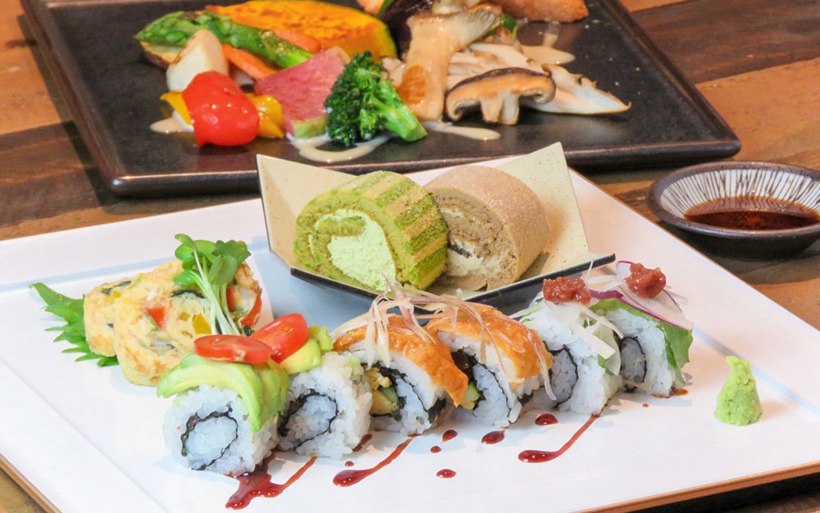 Discover Nagano: Zenko-ji, Sake Brewery & Snow Monkey Park Guided Tour — gallery 5