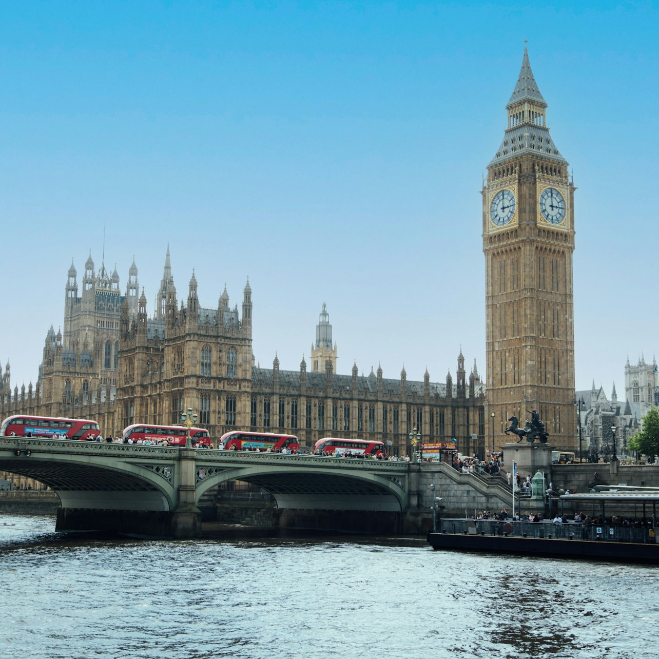 London: Guided Thames River Cruise — gallery 3