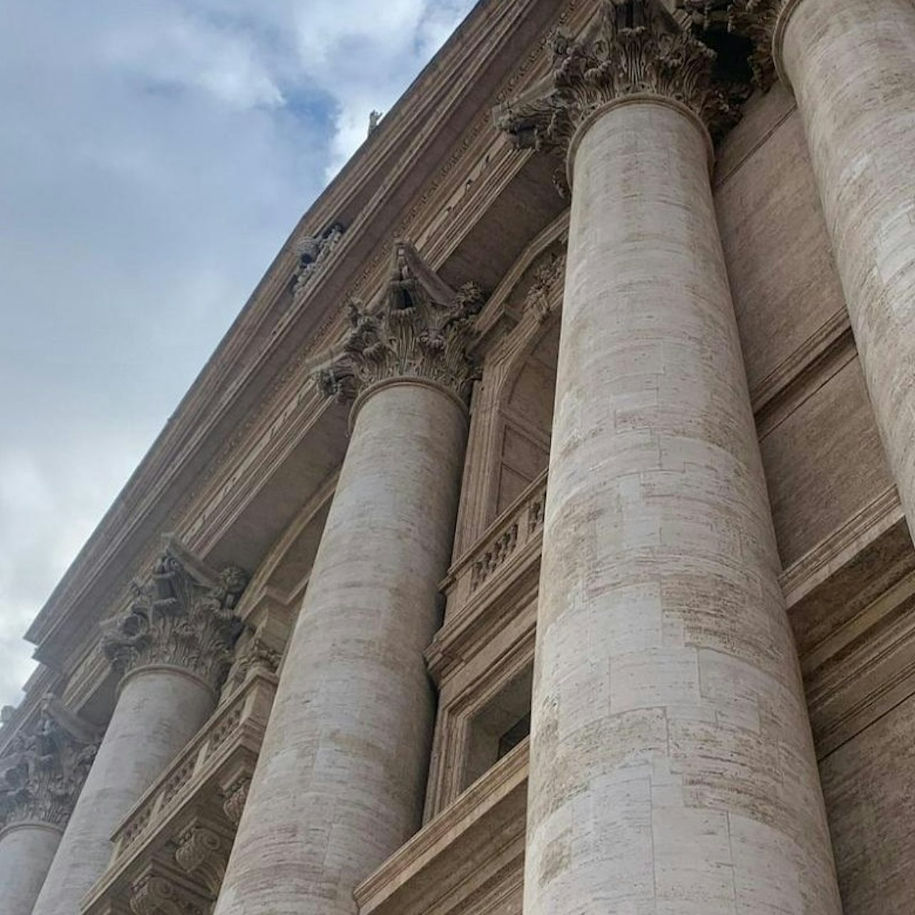 Vatican: Luggage Deposit and Storage — gallery 3