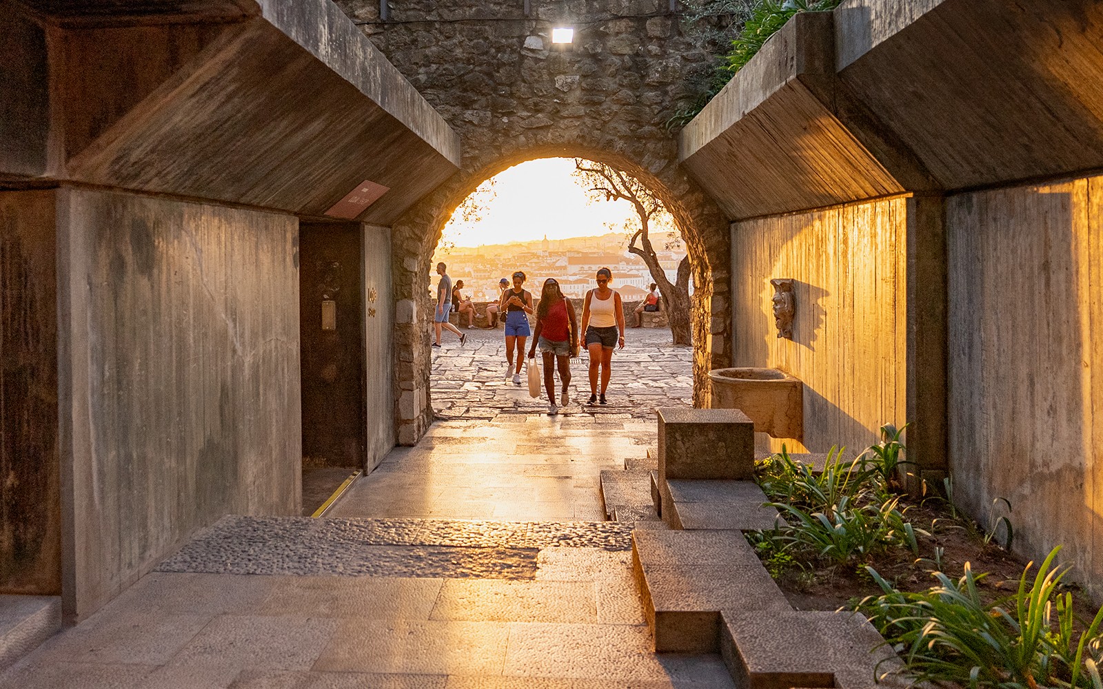 São Jorge Castle Guided Tour