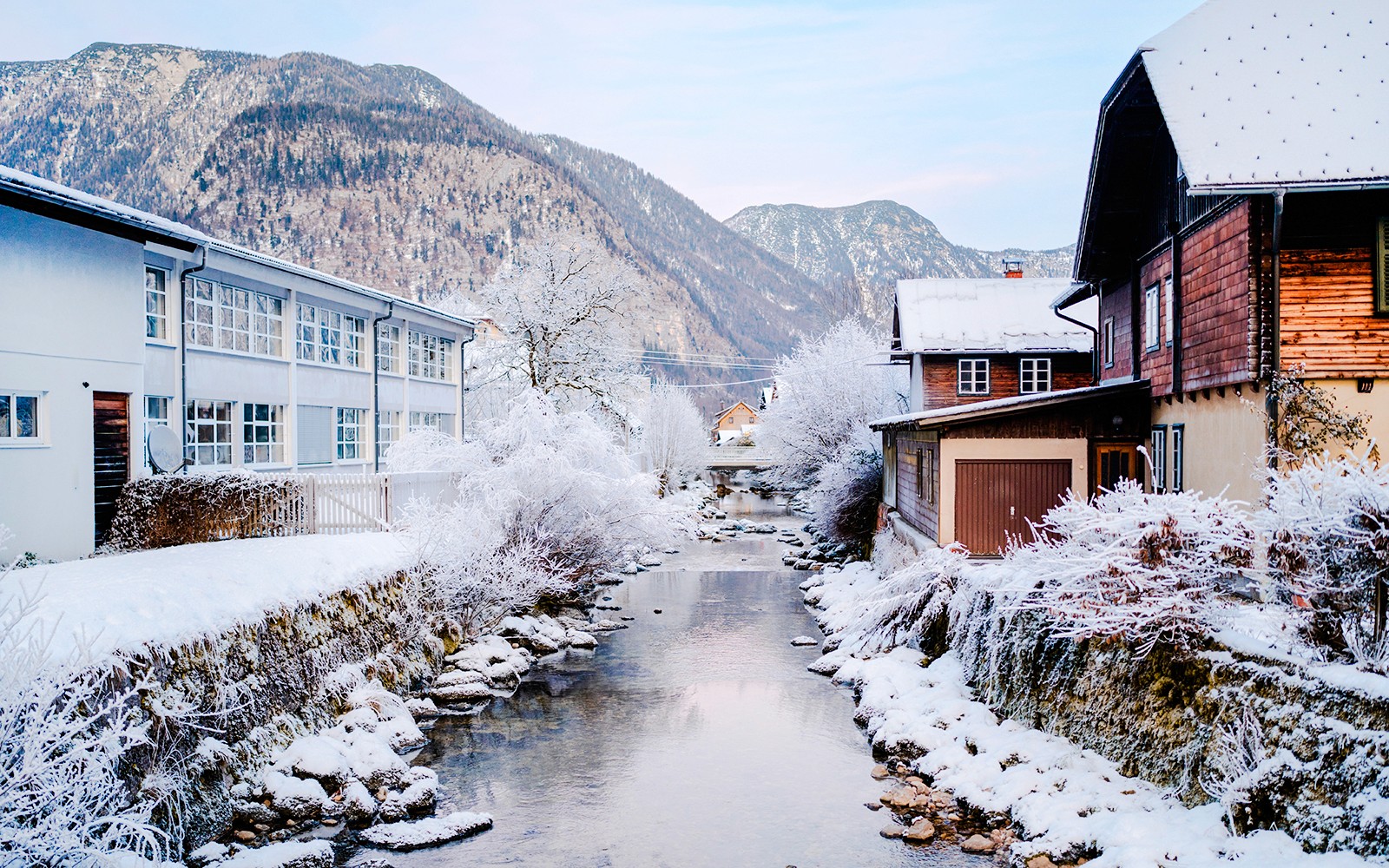 From Vienna: Hallstatt, Mountains & Alpine Lakes Day Trip — gallery 2