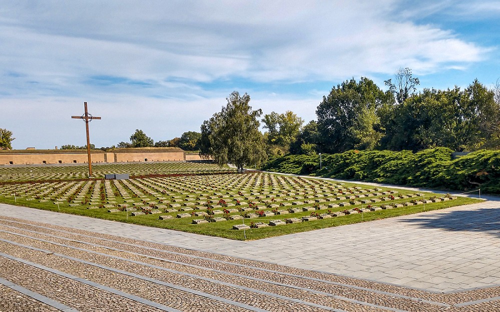 From Prague: Terezín Small Fortress Day Trip with Audio Guide — gallery 3