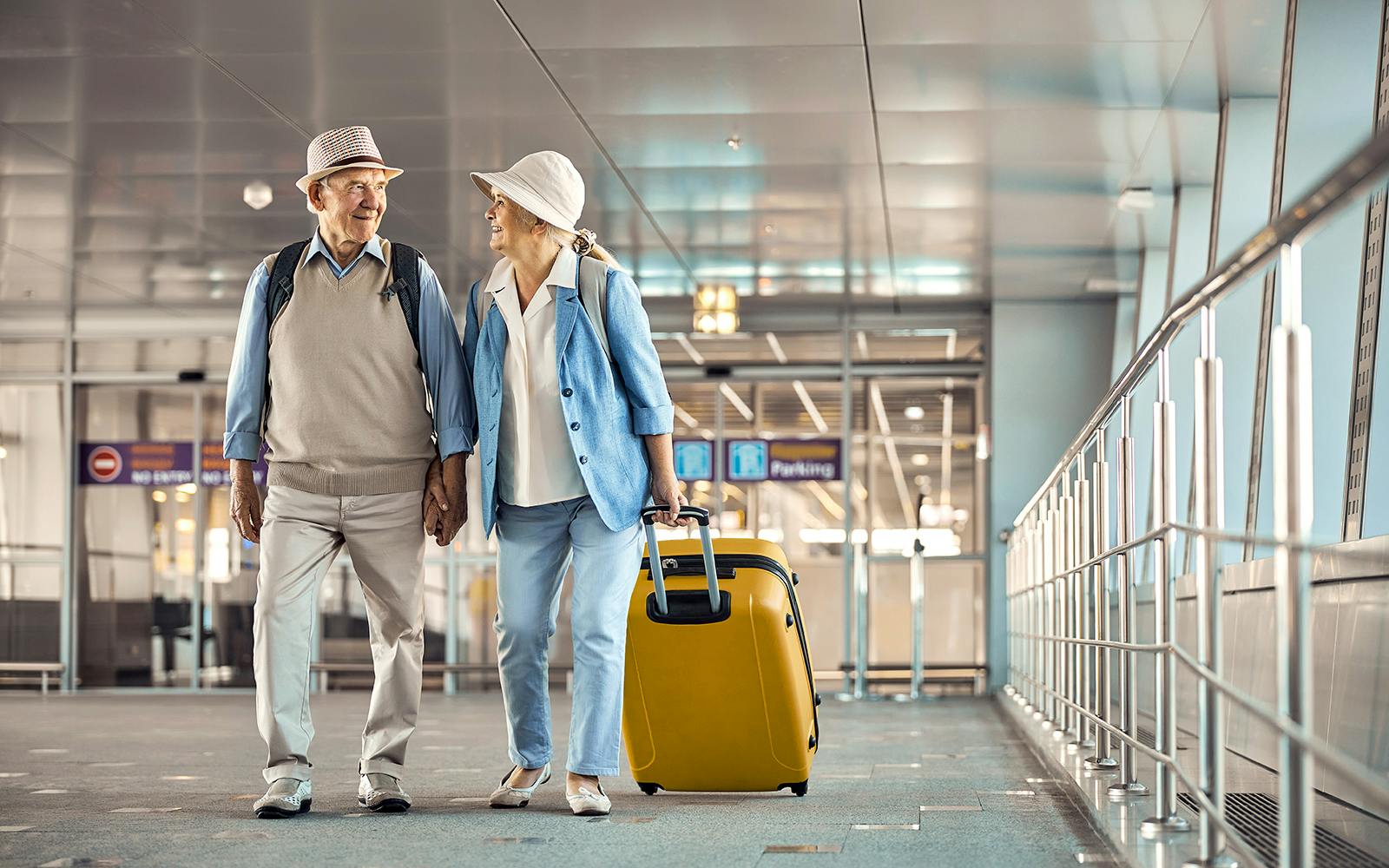 Bus Transfers: London Heathrow Airport to/from Oxford by The Airline visitor view at Oxford