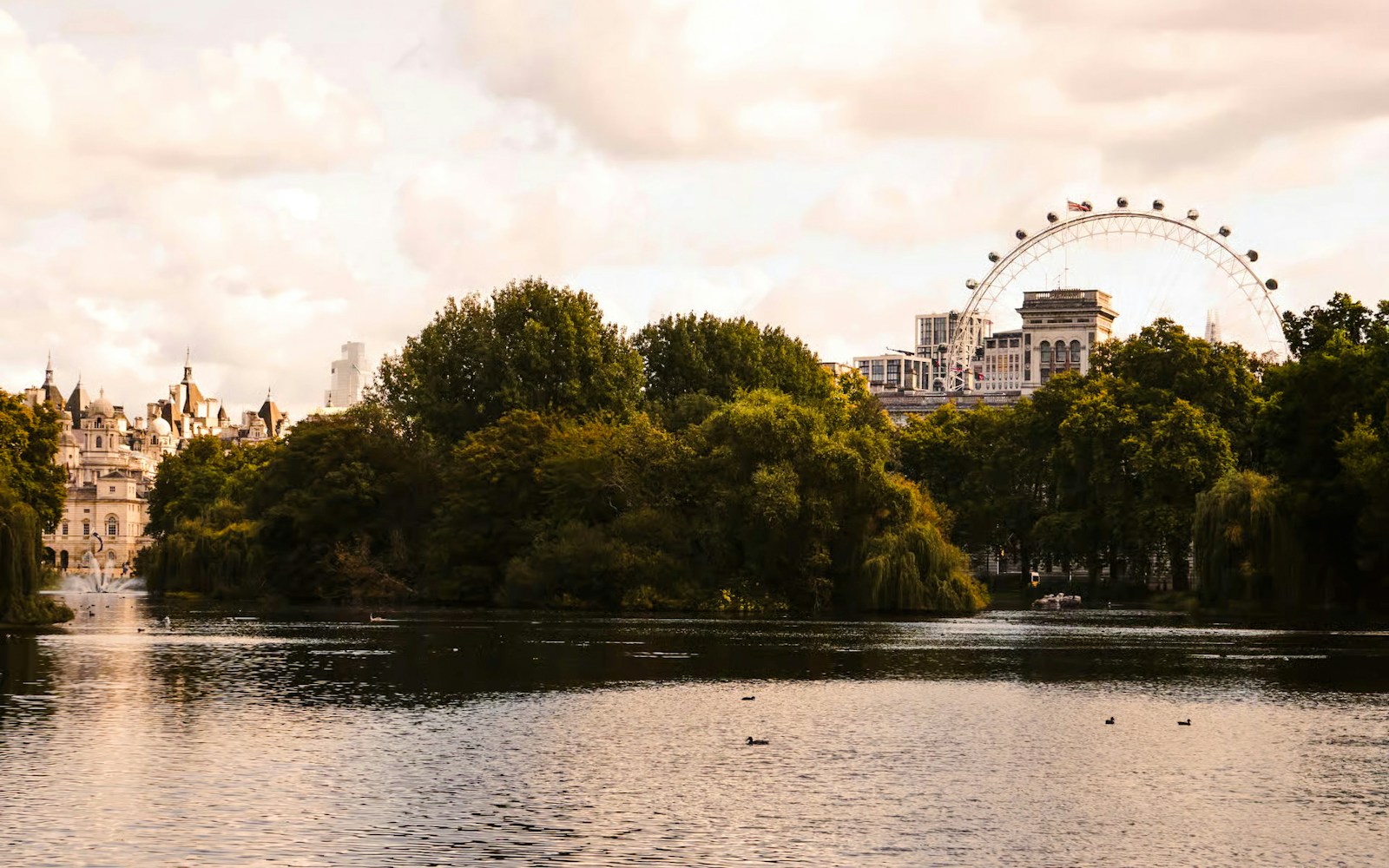 London Hidden Gems Walking Tour