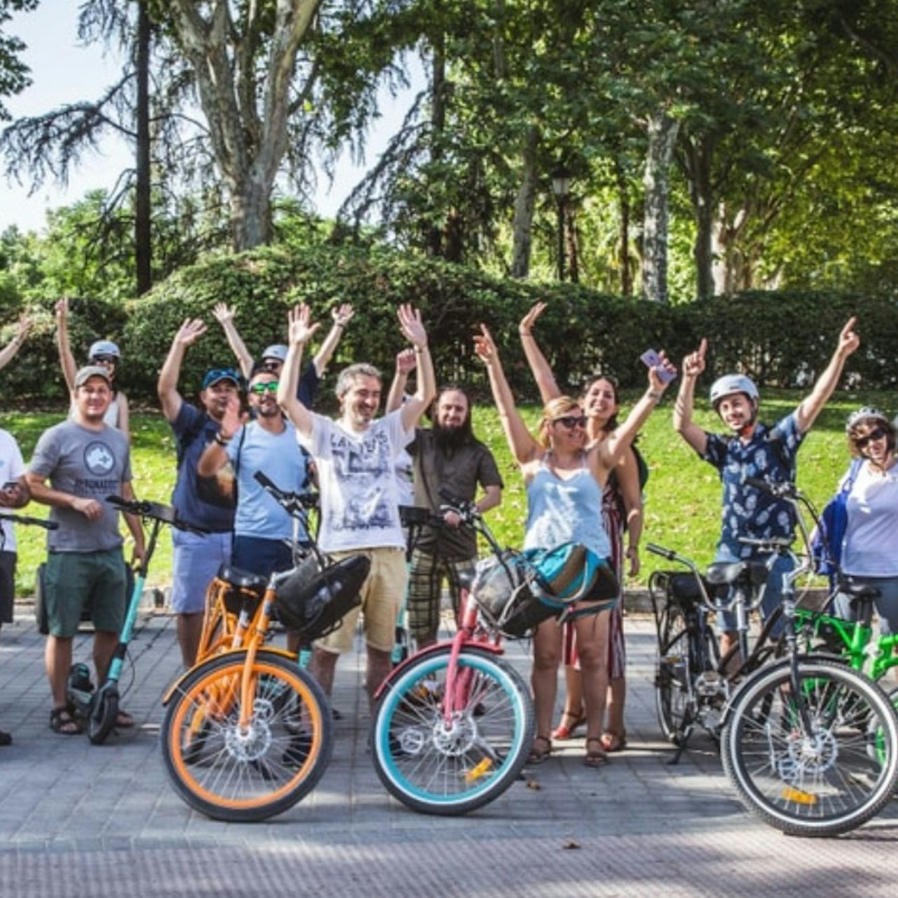 Madrid Río & Casa de Campo: Guided E-Bike Tour — gallery 1
