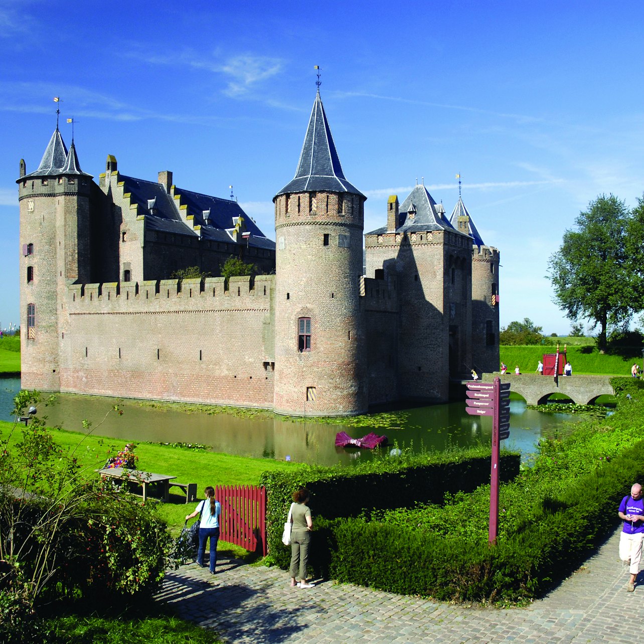 Muiderslot Castle: Entry Ticket + Audio Guide
