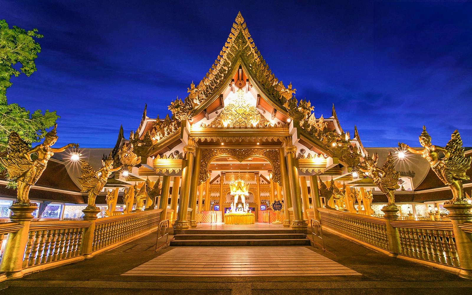 Carnival Magic OR Phuket Fantasea Tickets