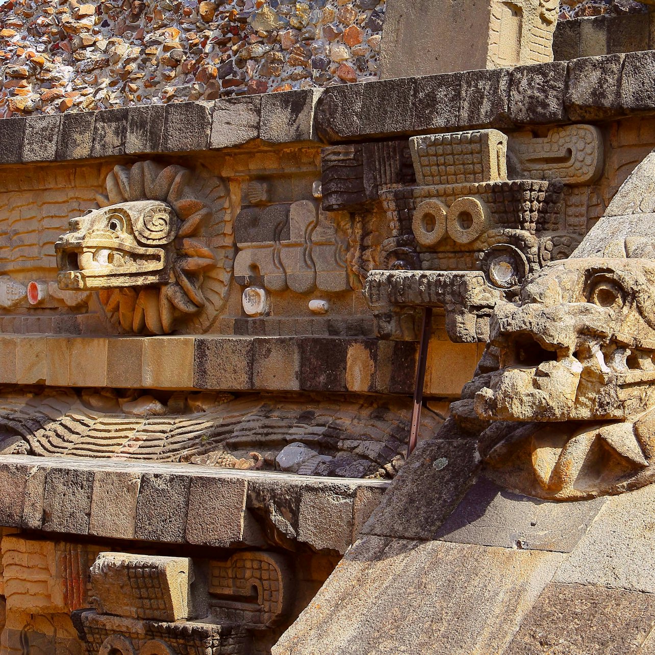 Teotihuacan: Audio Guide App by TouringBee