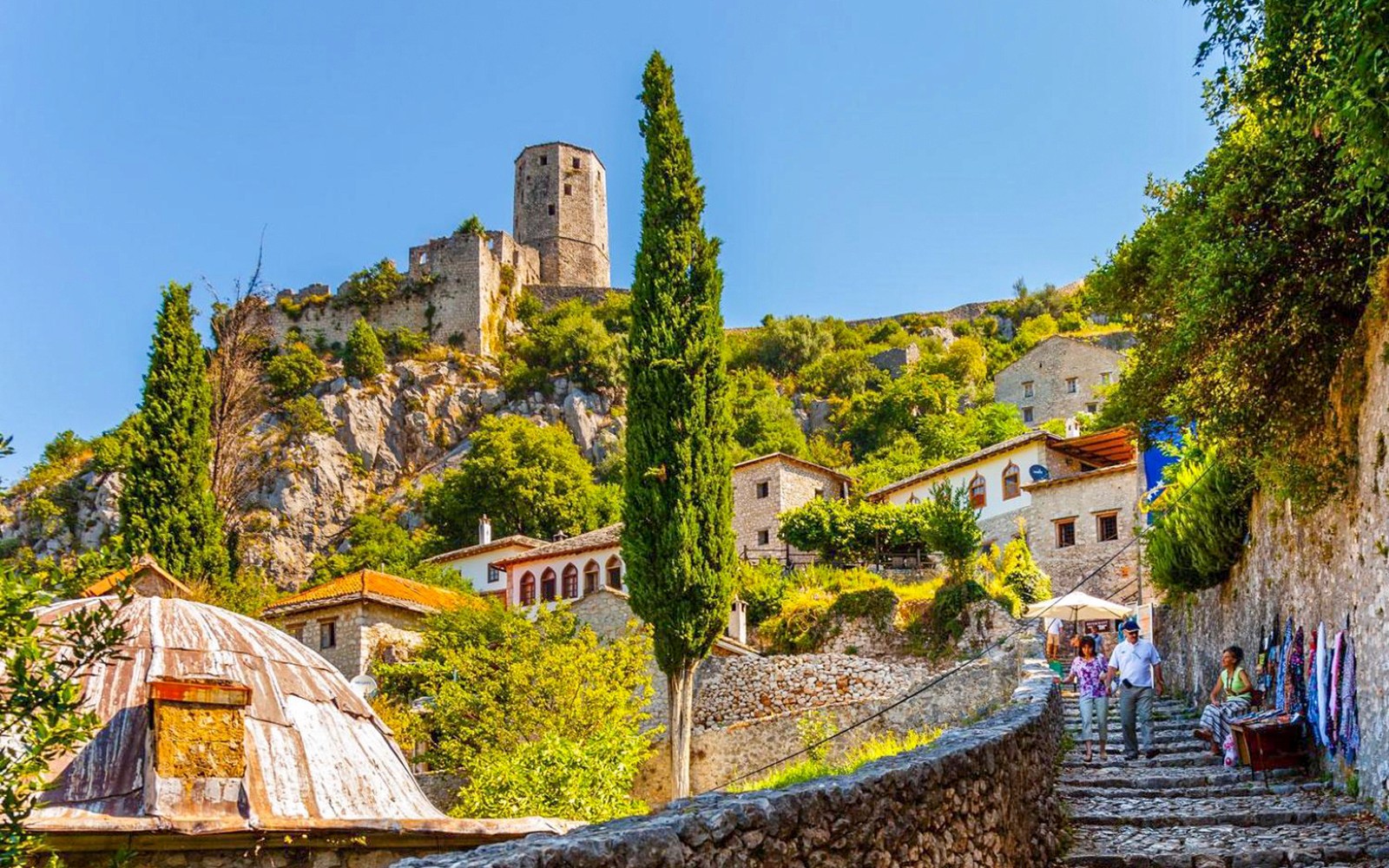 From Trogir: Full-Day Tour to Kravica Waterfall, Mostar and Počitelj — gallery 5