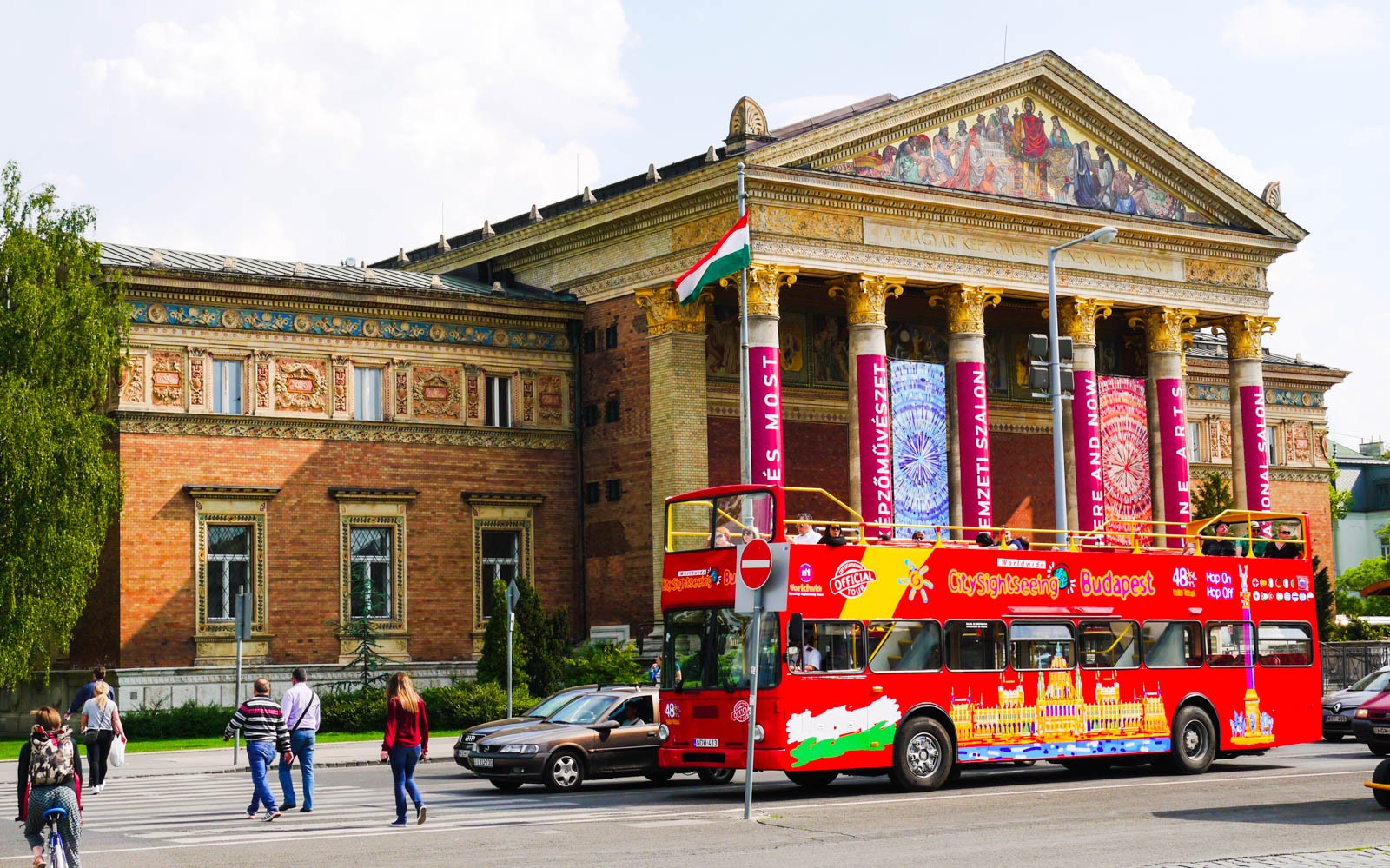 City Sightseeing: Budapest Hop-on Hop-off Bus Tour 