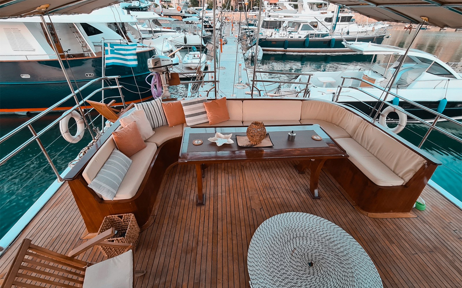 From Athens: Day Cruise to Greek Islands of Agistri, Moni & Aegina with Lunch