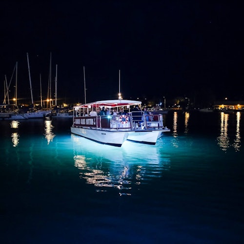 Honolulu: Fireworks Boat Tour — gallery 2