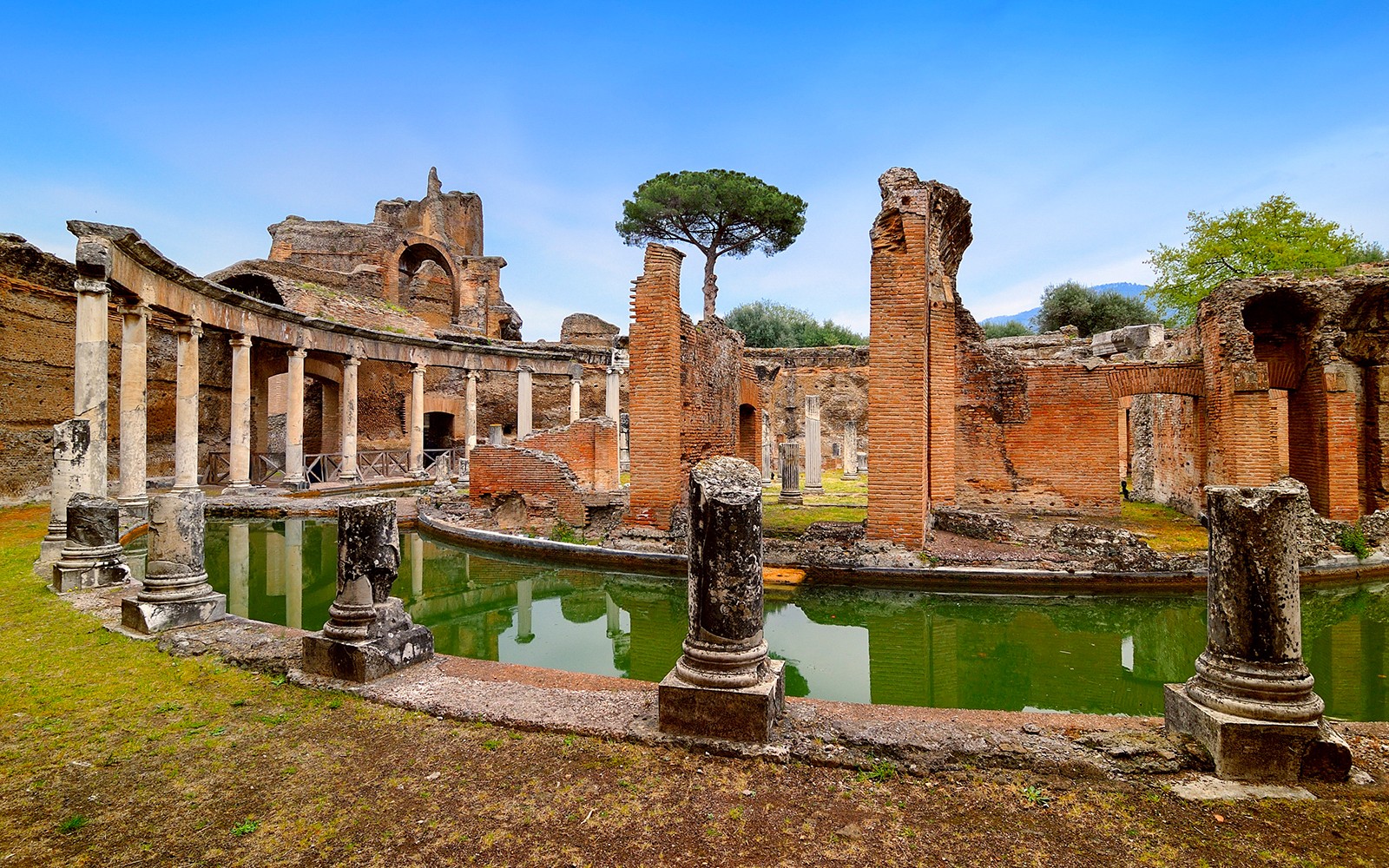 Villa d'Este & Hadrian's Villa Skip-the-Line Tickets with 3 Days Validity — gallery 4