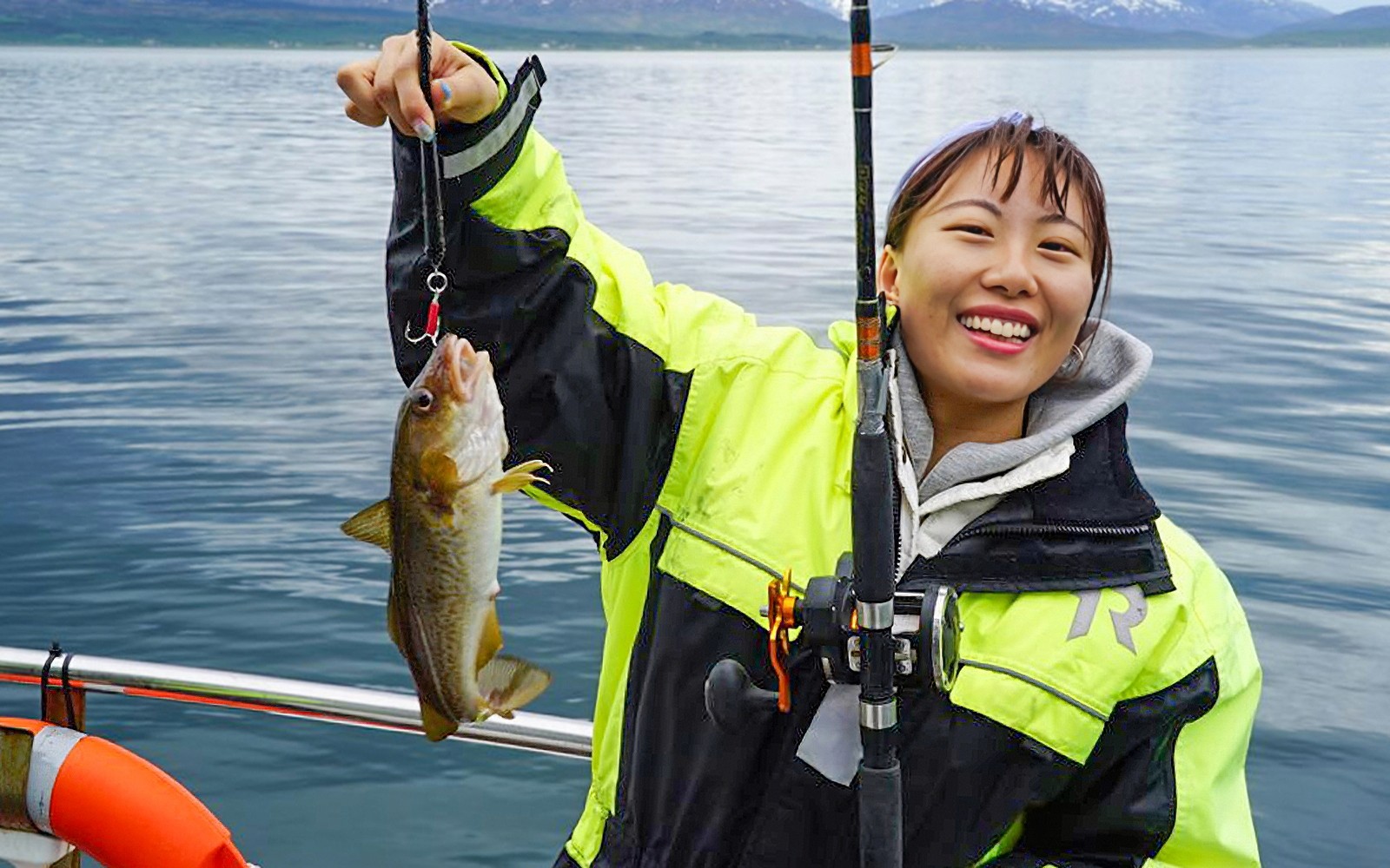 3-Hour Northern Lights Guided Tour on a Luxury Catamaran — gallery 4