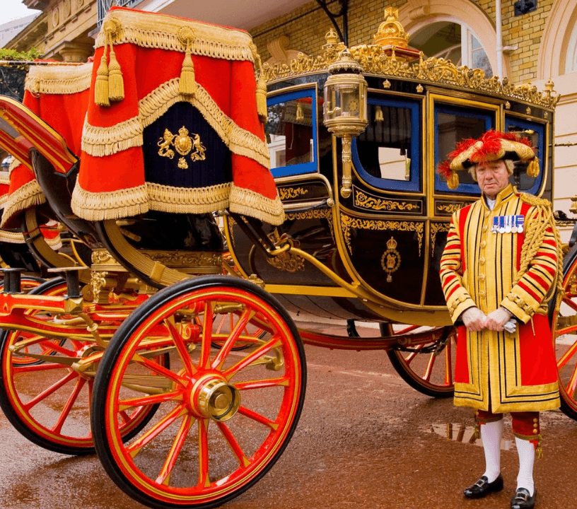 The Royal Mews at Buckingham Palace — gallery 5