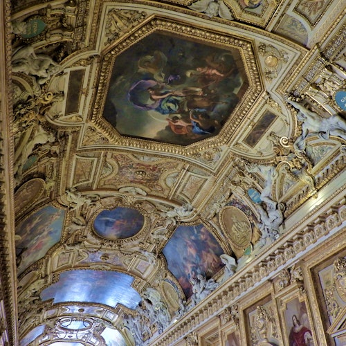 Louvre Museum: Dedicated Entry + Small Group Guided Tour — gallery 1