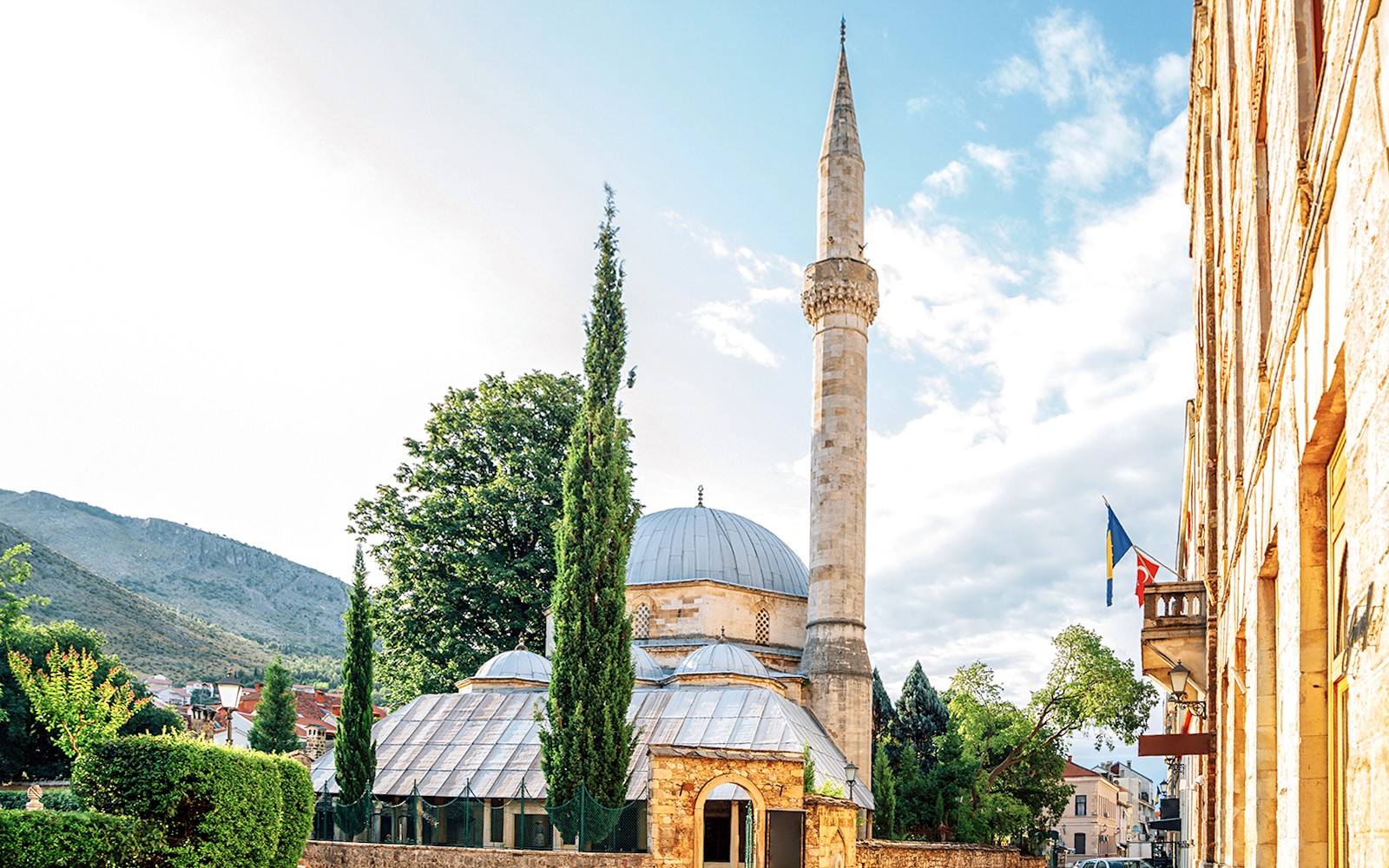 From Dubrovnik: Kravica Waterfalls, Mostar & Pocitelj Day Trip