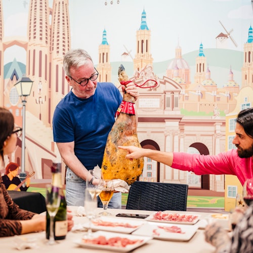 Barcelona: Guided Premium Ham & Wine Tasting Experience — gallery 1