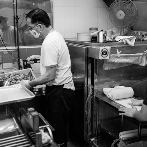 Singapore Food Tour: Chinatown Complex Hawker Center — gallery 4
