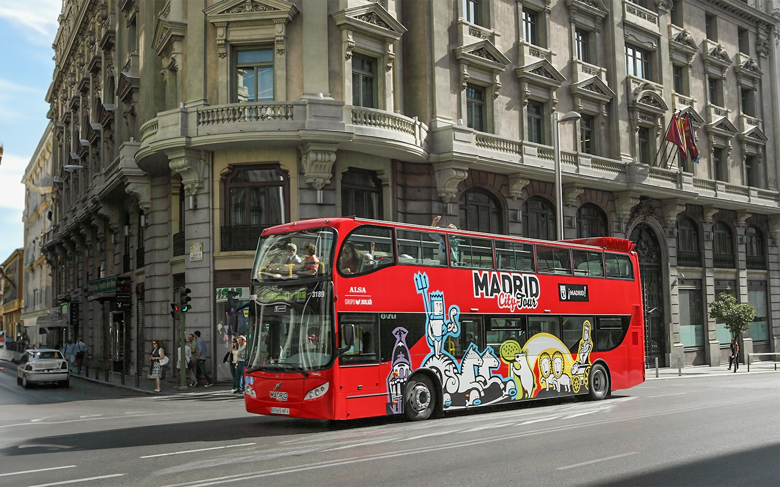 Madrid City Tour: Hop-on Hop-Off Bus Tour