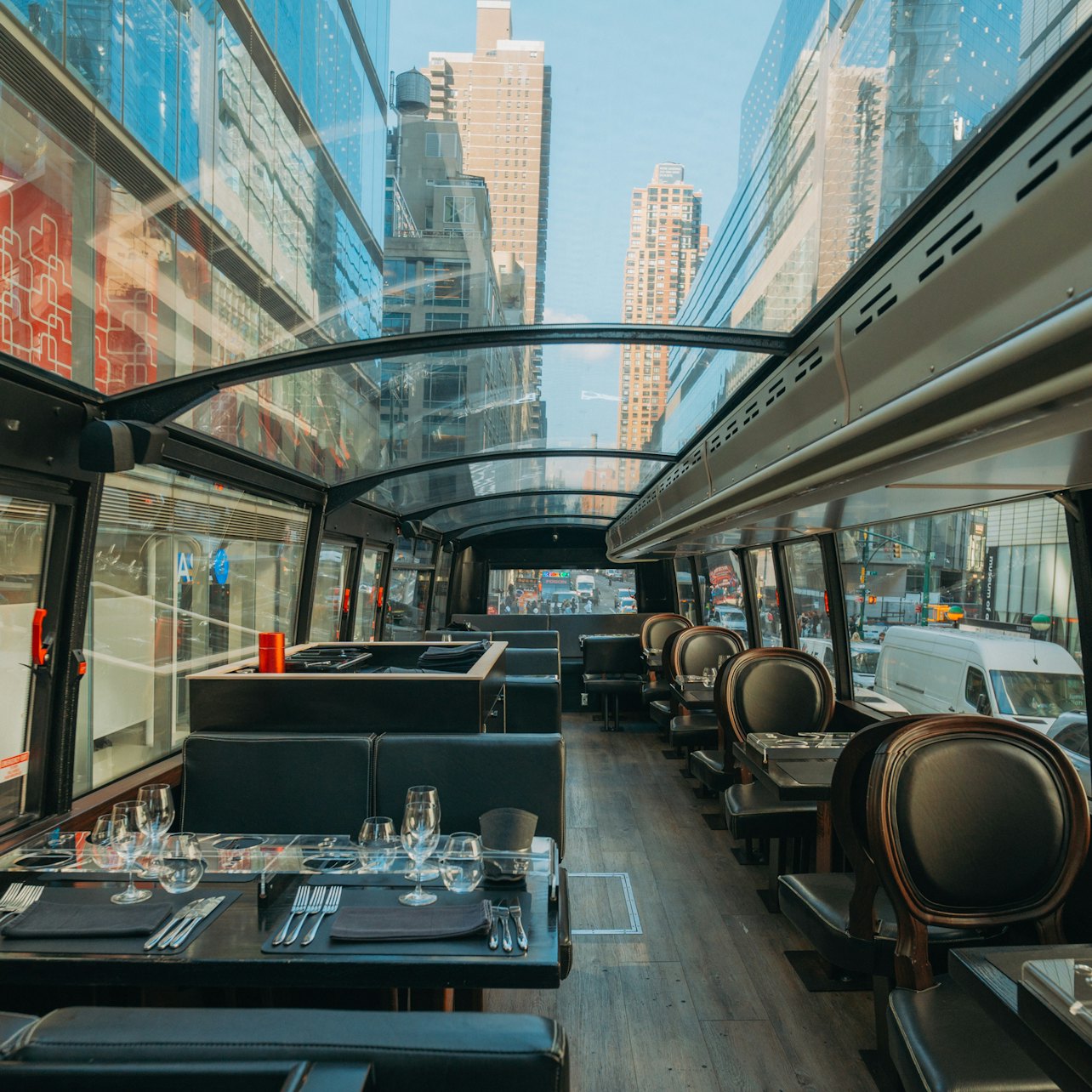 Bustronome New York: City Bus Tour + Lunch tickets