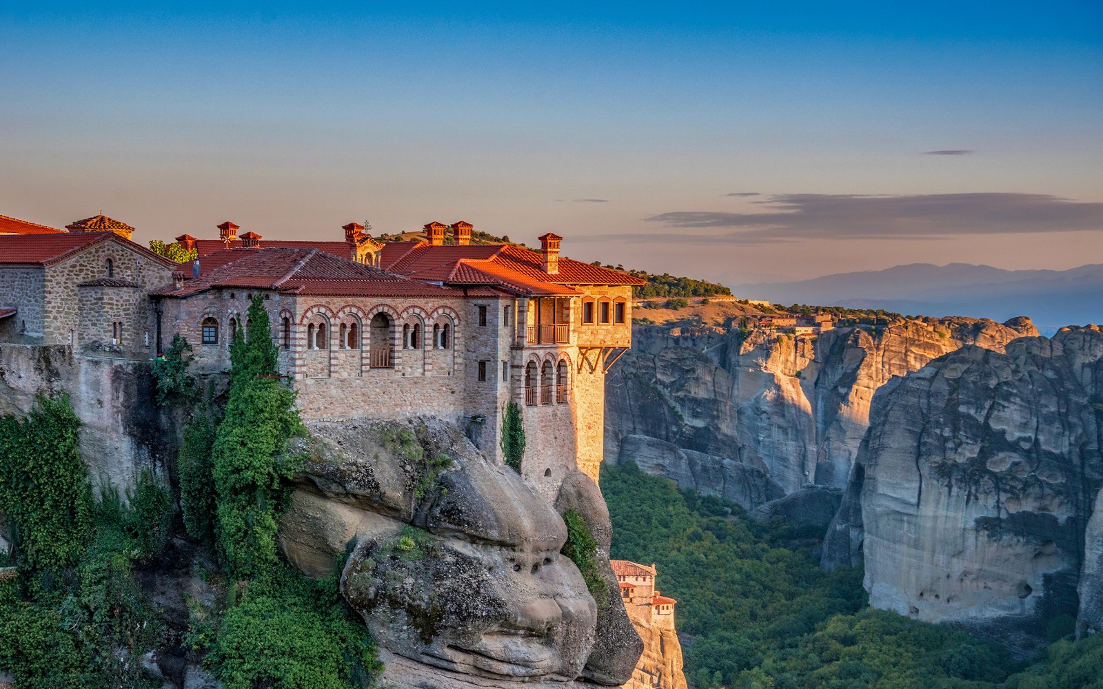 From Athens: Meteora Full Day Trip with Greek Lunch — gallery 2