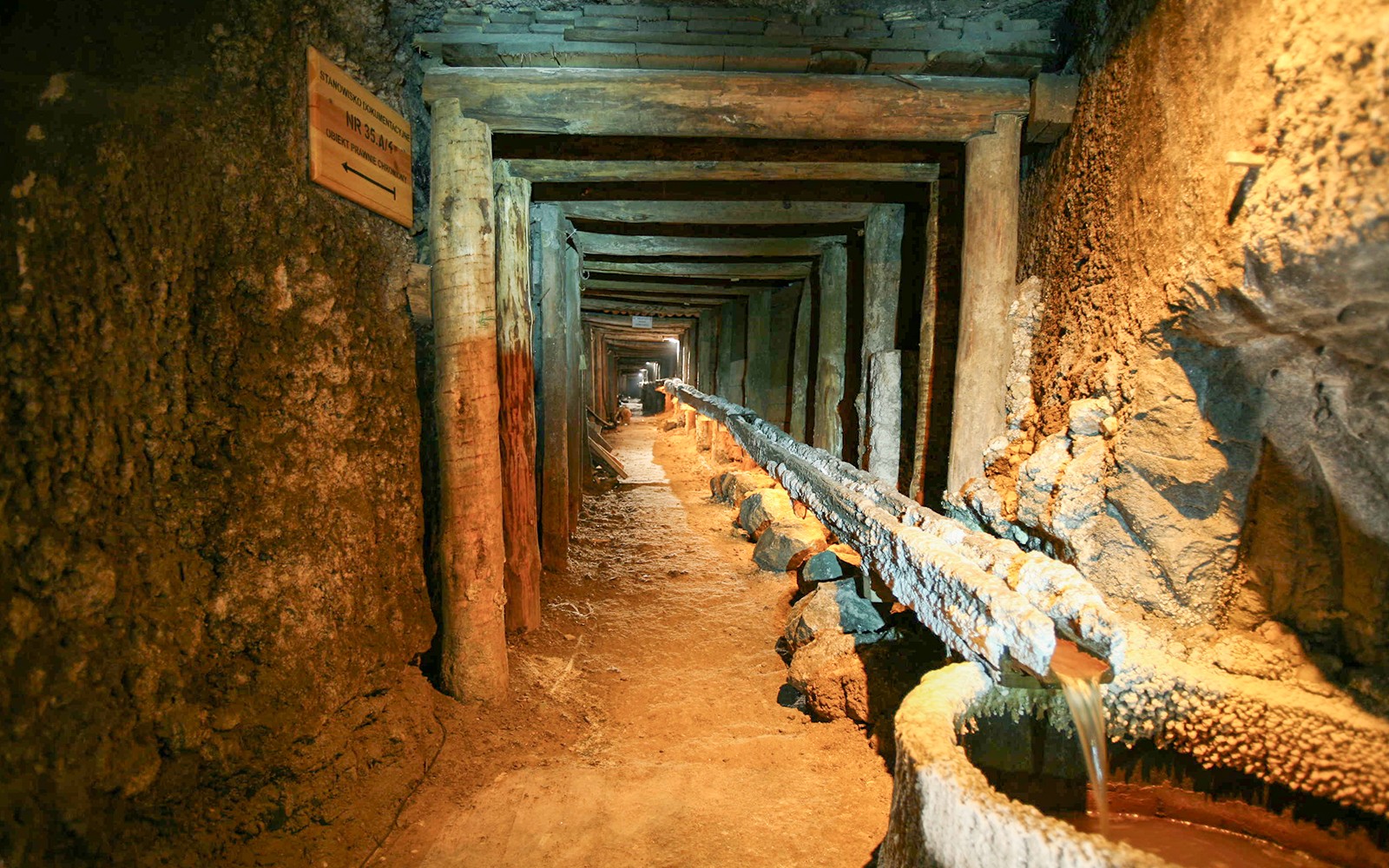 Wieliczka Salt Mine Guided Tour with Hotel Transfers from Krakow — gallery 3
