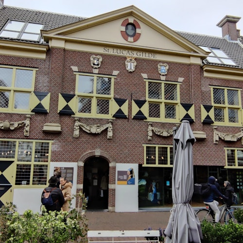 Delft: Guided City Walking Tour