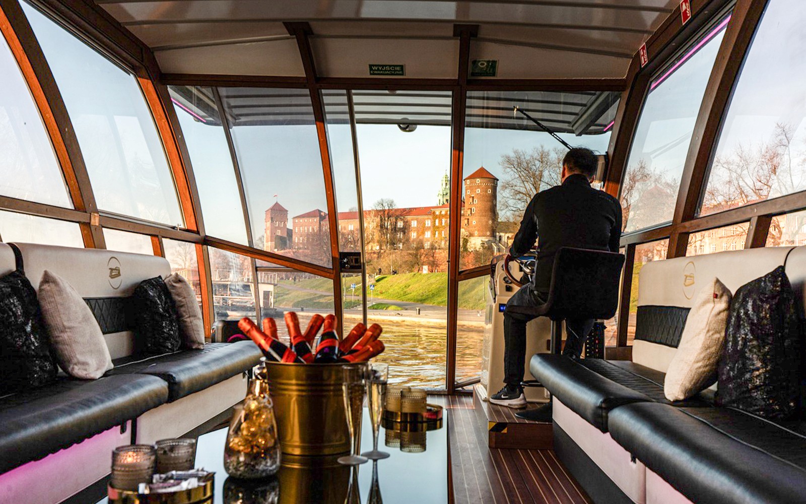 Vistula River Sightseeing Cruise on Catamaran — gallery 3